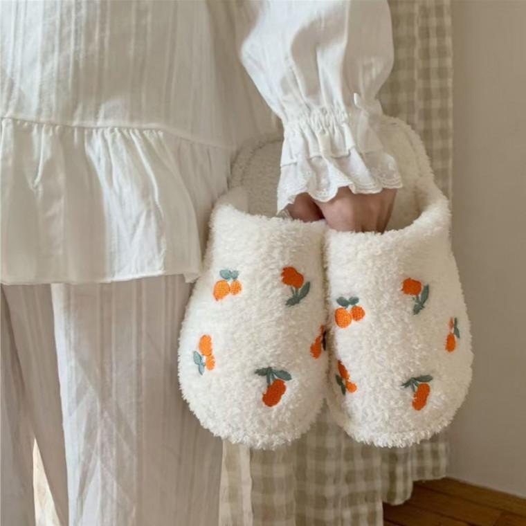 [위드기프트] 우유핑크빛 고급자수 털방한화