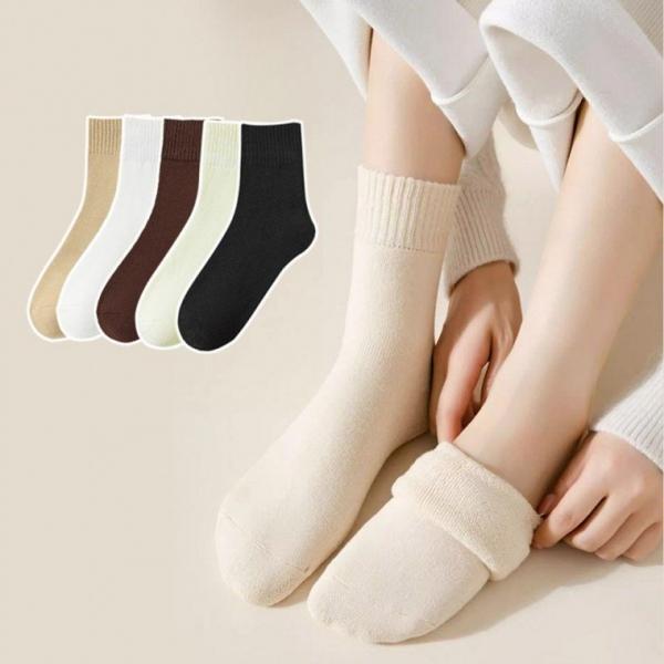 여성 기모 안감 두툼 따뜻한 겨울 패션 데일리 양말 골지 니삭스 여자 겨울옷 코디 니트