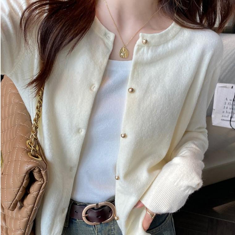 [위드기프트] 골드콩알단추 소프트가디건