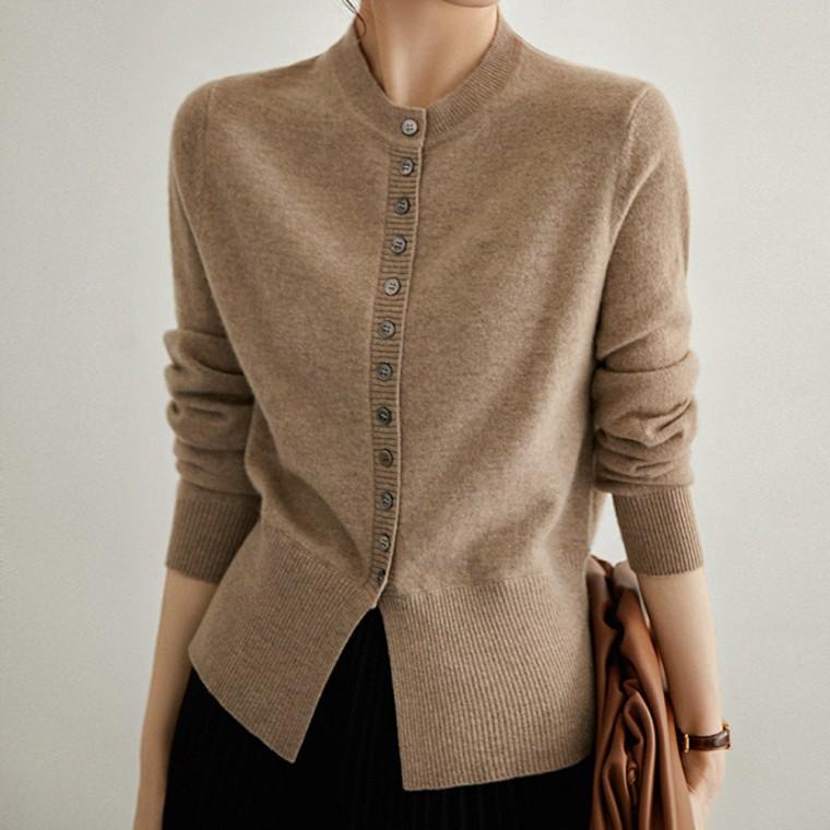 [위드기프트] 메종드 버튼포인트 니트