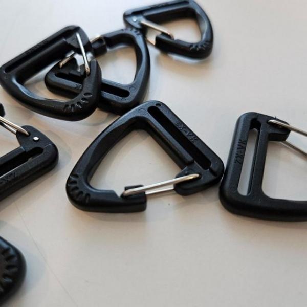 삼각형 고리 카라비너