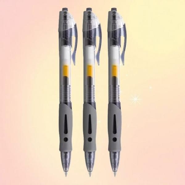 부드러운 필기감 0.5mm 블랙 유성볼펜 그립감 사무실