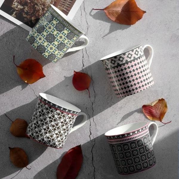 레트로풍 적인 도자기 머그컵 320ml