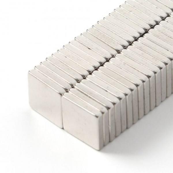 사각 자석 50개입 10x10x2mm 붙이는자석 사각형자석