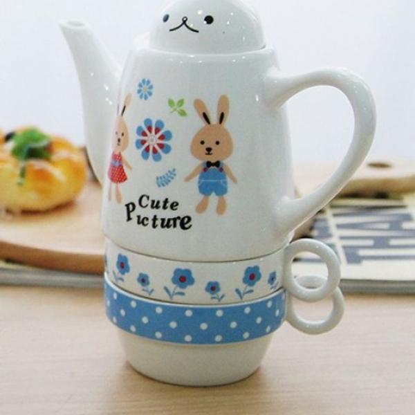 티포트 커피잔을 한번에 큐티래빗 티포투