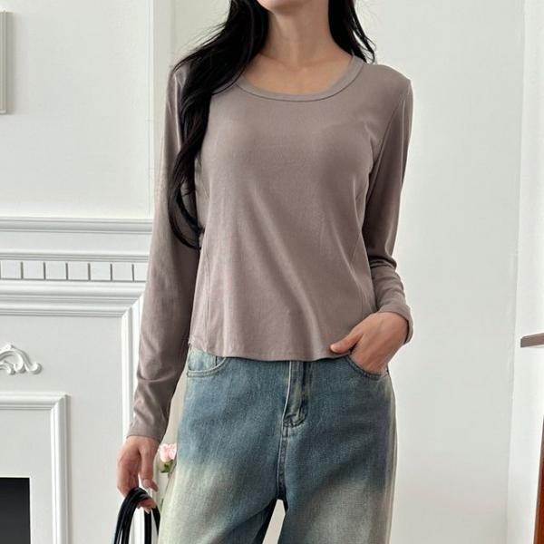 가렌 라인절개 스퀘어넥 긴팔티