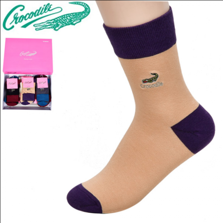크로커다일 여자양말 로고 자수 컬러 배색 여성 캐주얼 중목 양말 기타 집이산다