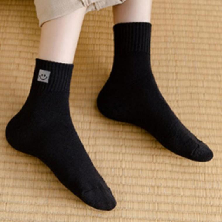 중목양말 겨울 여성 여자 학생 방한 기모 양말 스마일