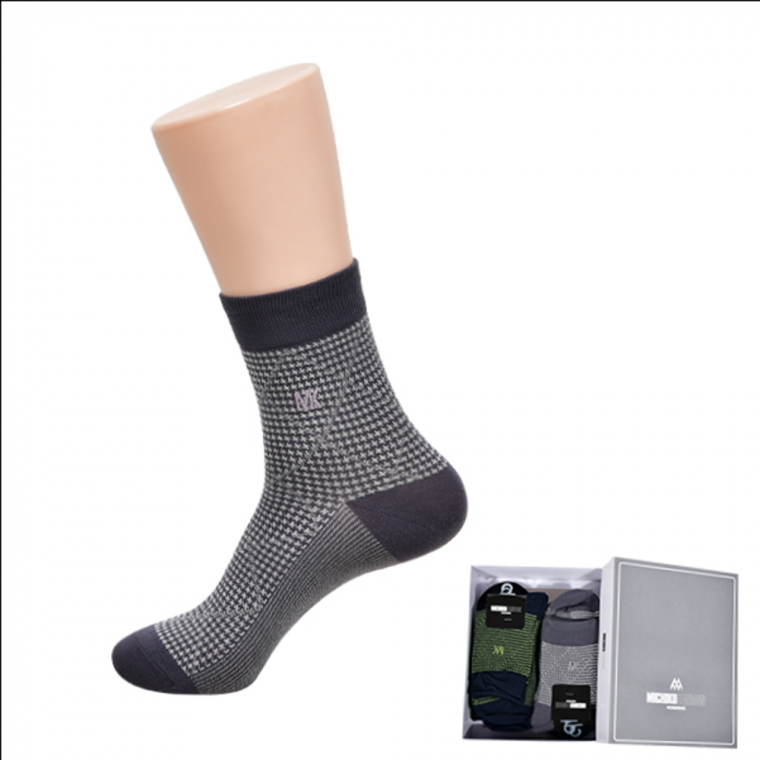 미치코런던 하운드투스 패턴 신사 중목 양말