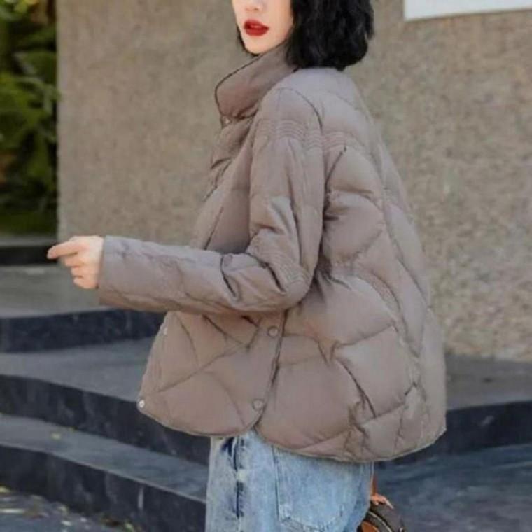 겨울 여성 덕다운 패딩 점퍼 숏 경량 아우터 필수 여성 덕다운 점퍼 숏 경량 패딩 필수 겨울 아우터