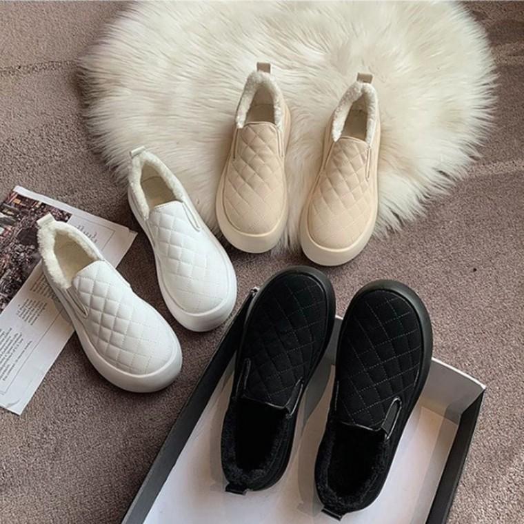 겨울 안감 방한 기모 슬립온 퀼팅 단화 겨울신발 여자