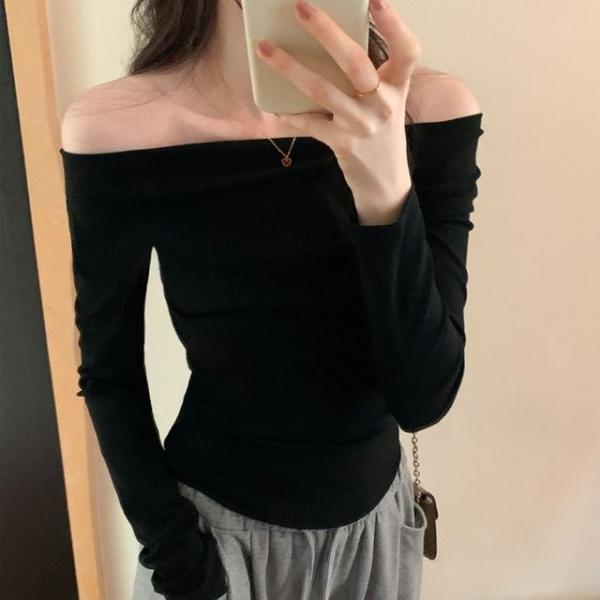슬림핏 오프숄더 긴팔 티셔츠 립라인 입술티셔츠
