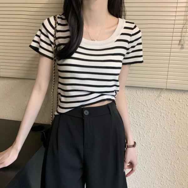 (BNCW-C3010) 스트라이프 슬림핏 반팔 니트 / 2color