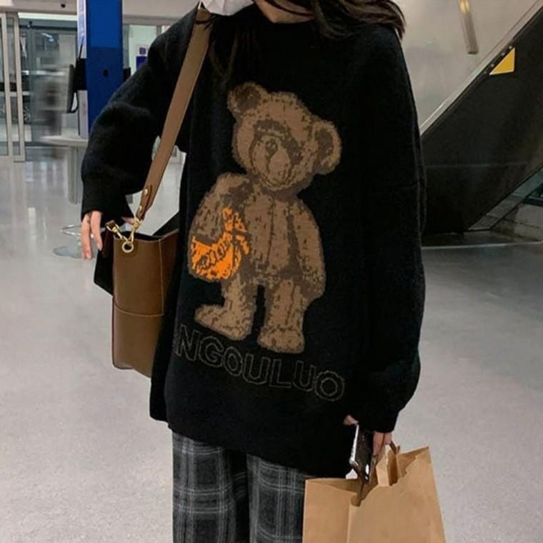 맨투맨 니트 빅 라운드넥 루즈핏 겨울 여자 곰돌이