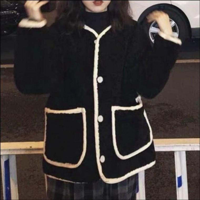 겨울 여자 아우터 인조양털 배색 라운드넥 뽀글이 가디건