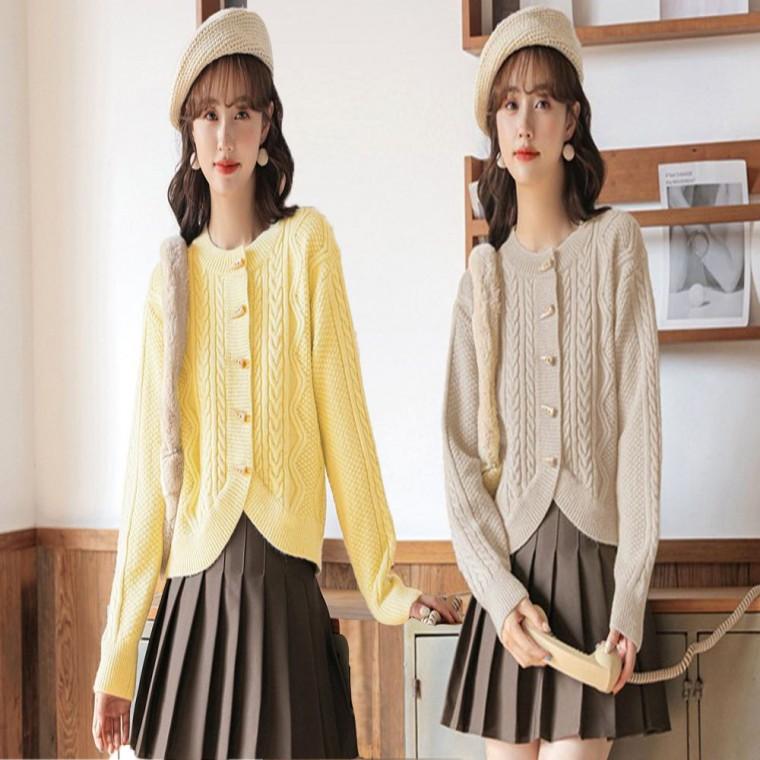 그랜마 떡볶이단추 여자 꽈배기 라운드넥 겨울 가디건
