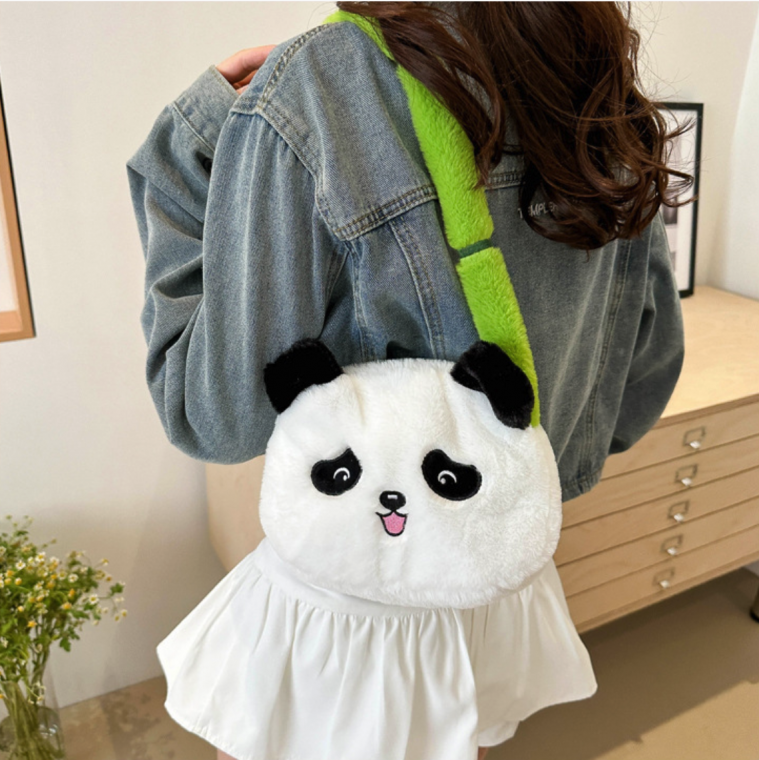 팬더크로스백/털가방/융가방/동물가방/캐릭터가방/인형가방/인형크로스백/팬더소품/팬더가방/AKK-211