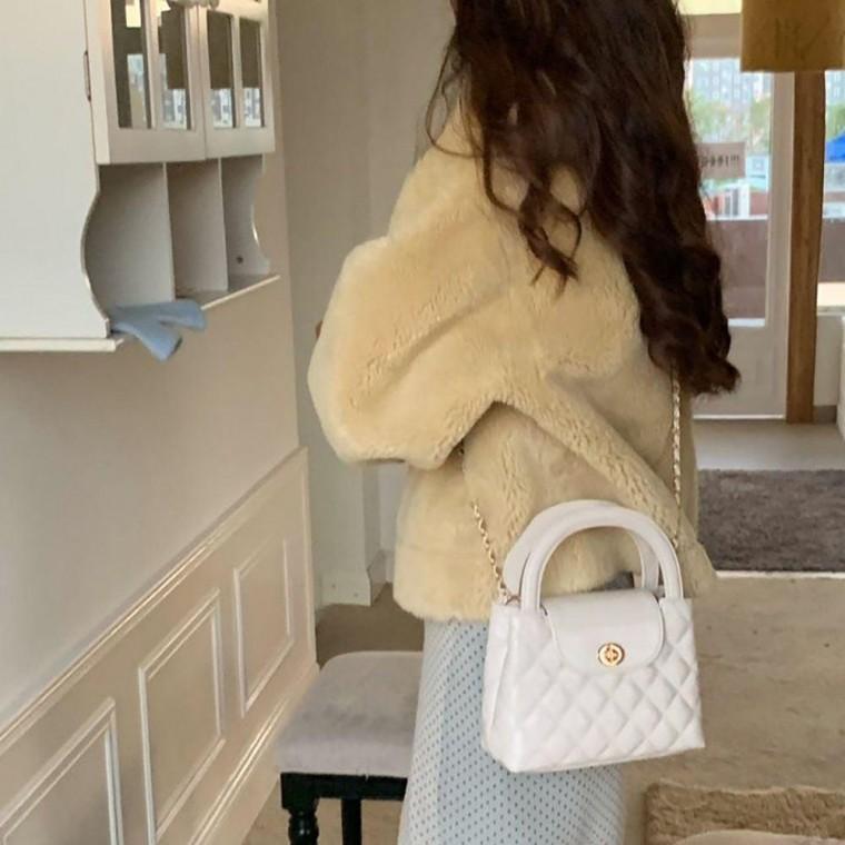 사각 퀄딩 포인트 여자 외출 데일리 작장인 가방 체인 토트백