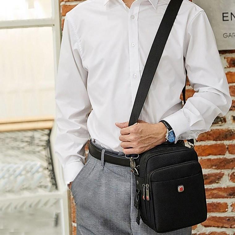 남자 간편 외출 여행 직장인 출퇴근 크로스 숄더백 가방
