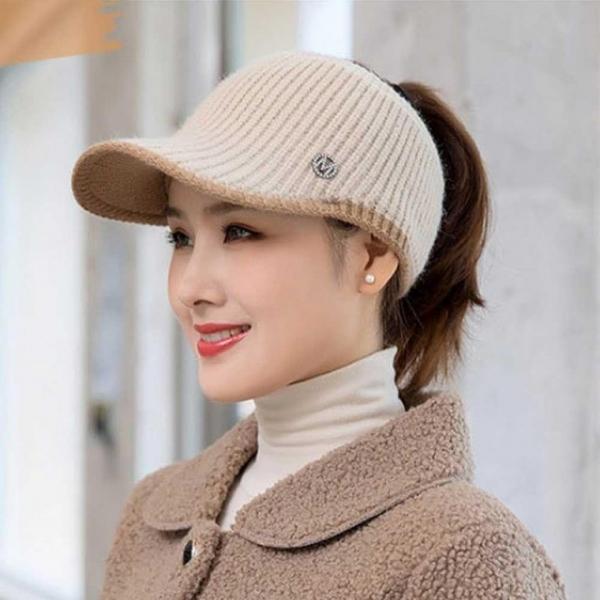 여자 골프 웨어 룩 코디 니트 캡 모자 썬 바이저 선 종류 운동모자 선바이저캡 패션