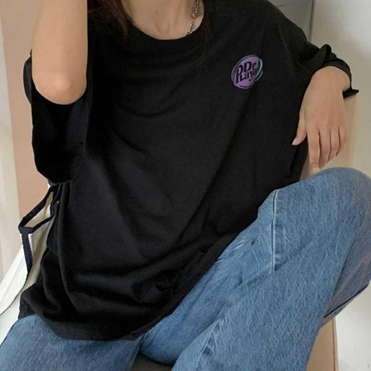 여자 대학생 여름 캠퍼스 엠티 룩 오버핏 반팔 티셔츠