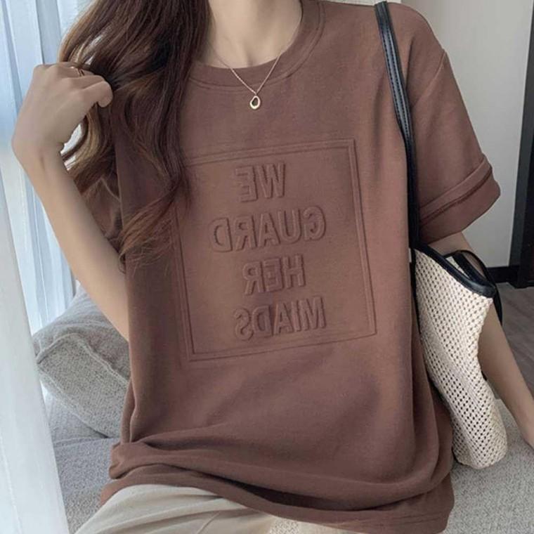 여자 여름 데일리 출근 룩 레터링 라운드 티셔츠 코디