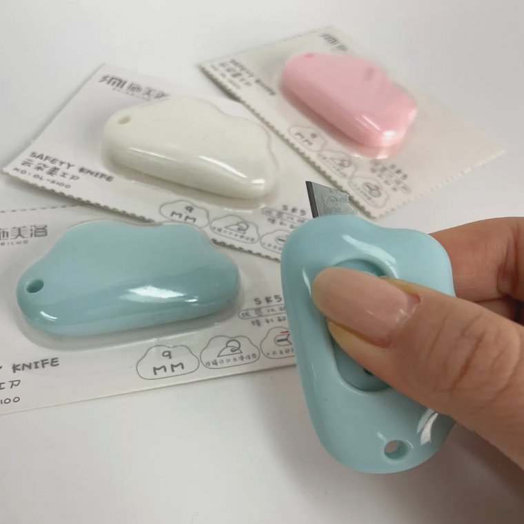 휴대용 미니 칼 개별포장 6x4cm