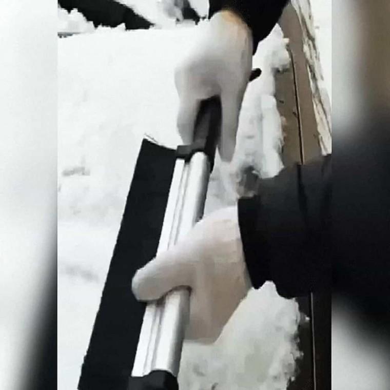 차량용 성에제거기 눈 스크래퍼 스노우브러쉬 차량눈제거 차량용눈제거