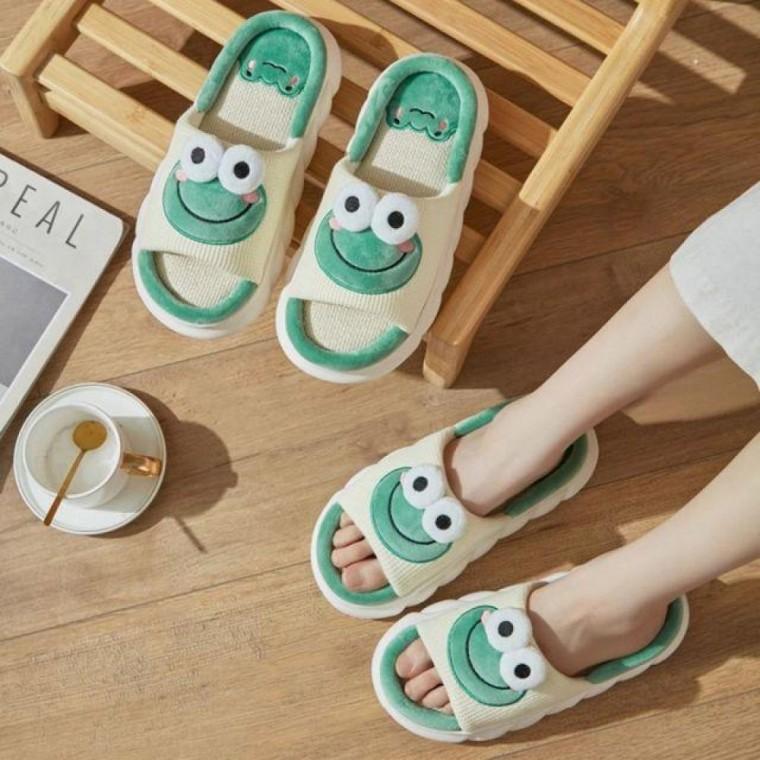 귀여운 개구리 실내화 여성거실화 통굽 슬리퍼