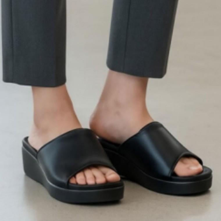 여성 통굽 웨지 슬리퍼 4cm 발편한 사무실 실내화