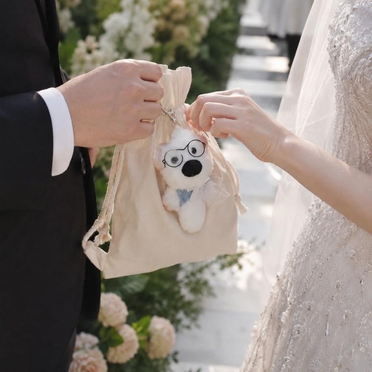웨딩곰돌이 봉제인형 키링 가방고리 키홀더 커플 기념 선물 소품 데일리