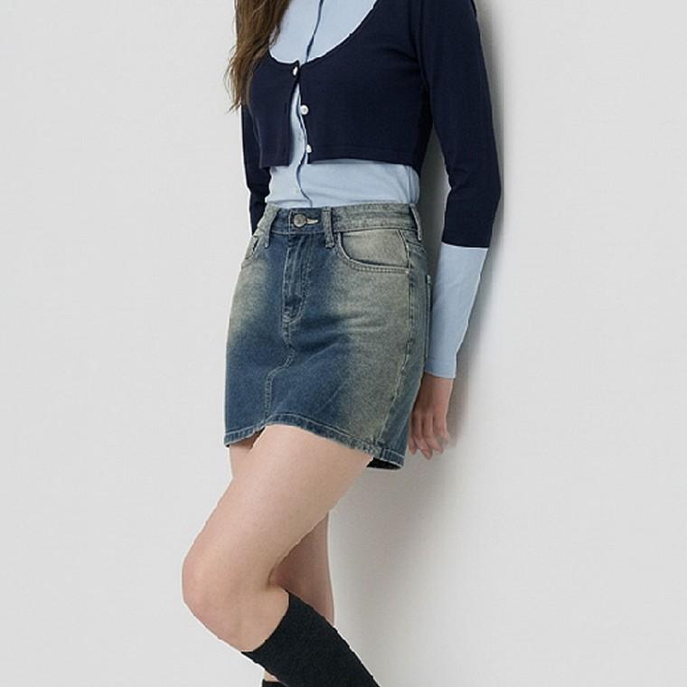 여성 여름 외출룩 사이드 딥워싱 데님 미니스커트