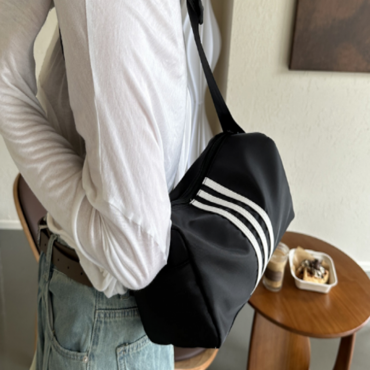 트리플라인 크로스백 남녀공용 스트릿 데일리 보조가방 여행 메신저백