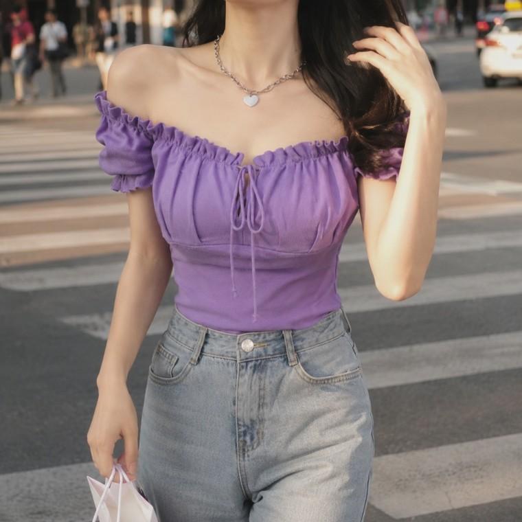 오프숄더 셔링 슬림핏 크롭 반팔티 여름 여성 데일리룩 폴리 스판