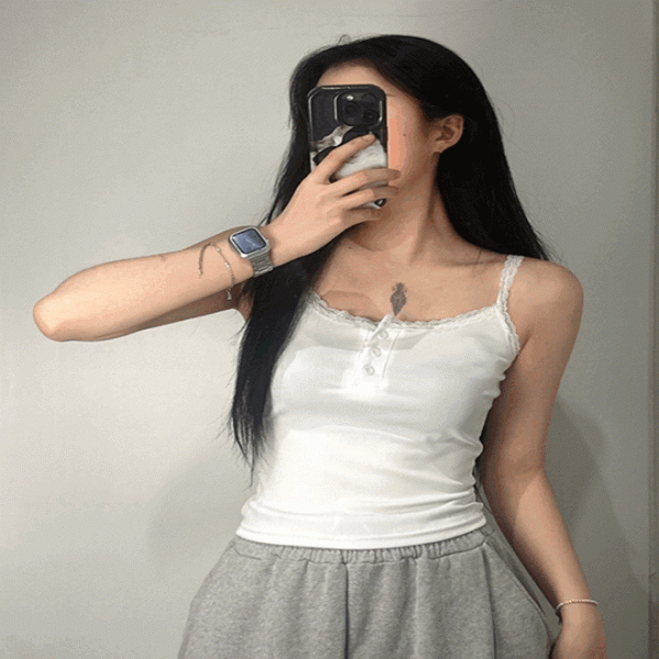여성 레이스 무지 단추 끈 나시 티 [2color 버튼 슬리브리스 민소매 이너 여자 티셔츠 레이어드 데이트 룩]