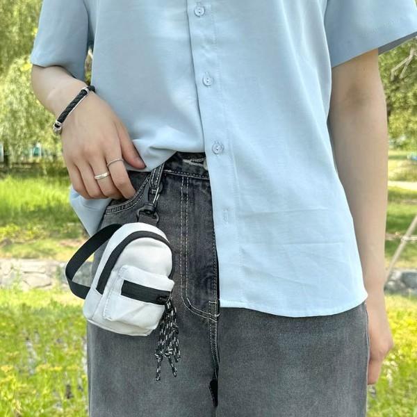 작고 귀여운 간편한 파우치형 외출 미니 가방 패션 스타일 코디 캐주얼 데일리 크로스백