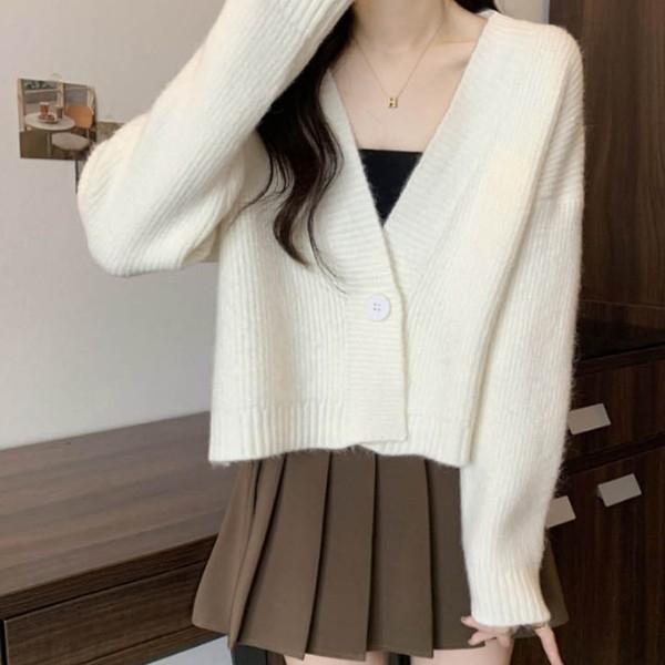 깔끔한 브이넥 데일리 원단추 포인트 가디건 아우터 캐주얼 패션 코디 세력된룩 부드러운 촉감