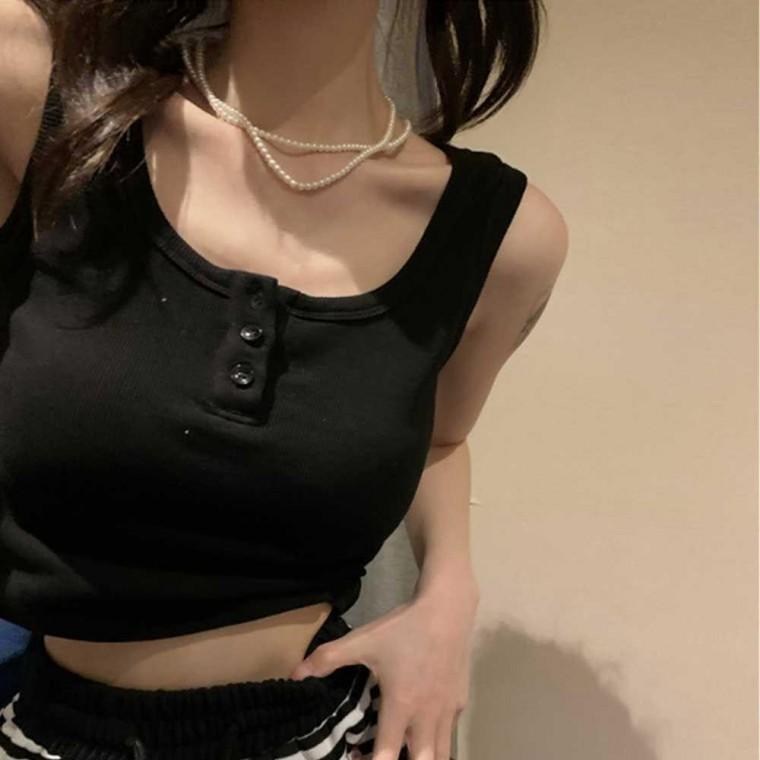 여자 여름 데이트 룩 나들이 민소매 크롭 탑 나시 티