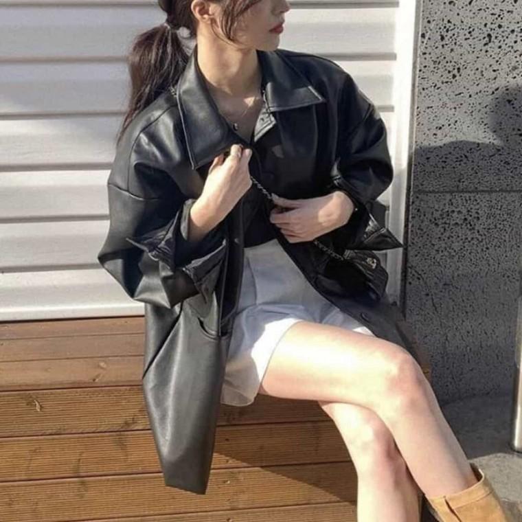 블랙 인조가죽 카라 오버핏 간절기 아우터 여성가을자켓 오버핏레더자켓 싱글가죽자켓 여성봄자켓