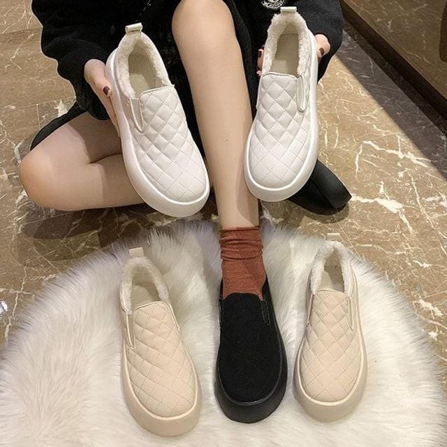 3컬러 안감털 퀼팅 여성 슬립온 겨울신발 캠핑신발 3컬러 안감털 퀼팅