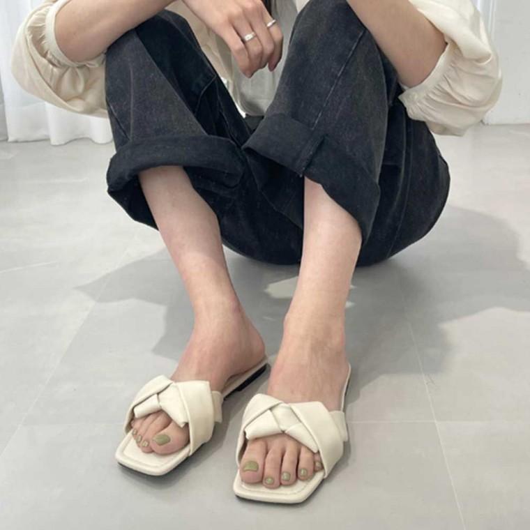 여름 데이트 룩 편한 슬리퍼 형 샌들 뮬 신발 여성 여성뮬블로퍼 여성로퍼슬리퍼 뮬슬리퍼뮬신발