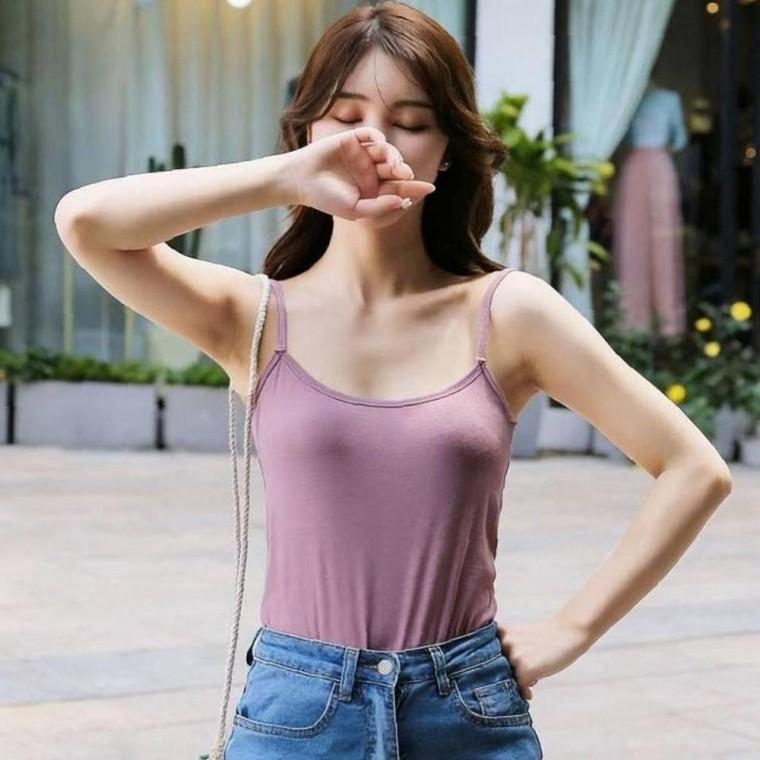 여자 깔끔핏 민소매 끈나시 캐미솔 여름패션 이너웨어