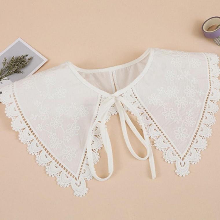 여성 펀칭 플라워 레이스 페이크 카라 셔츠 화이트 1P 레이어드 스트랩