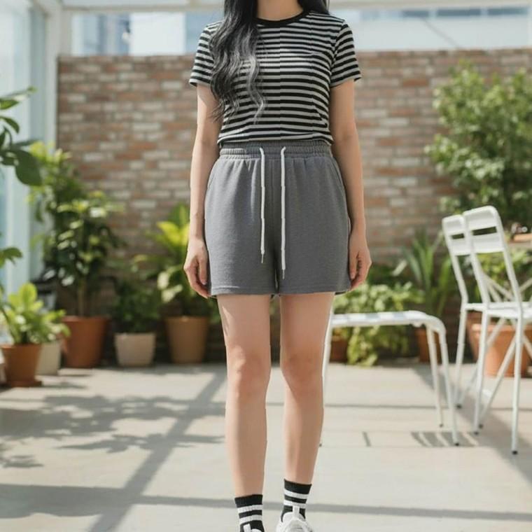 여성 데일리 심플 나들이 실내복 허리 밴딩 핀턱 짧은 숏팬츠