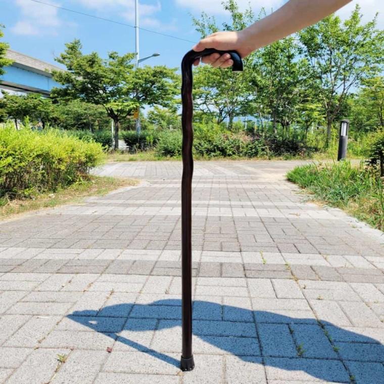 편백나무 지팡이