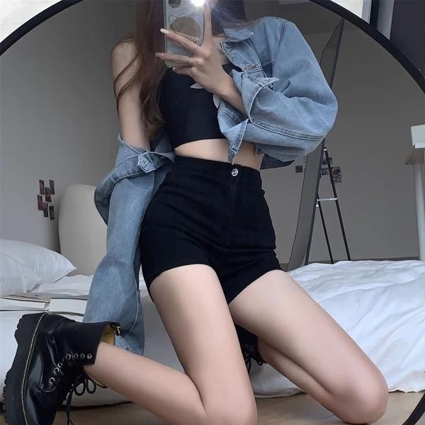 슬림핏 하이웨스트 블랙 숏팬츠
