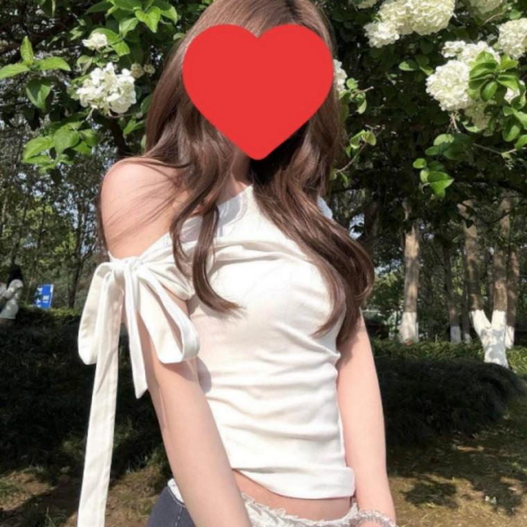여성 슬림핏 리본 원숄더 셔링 스트링 오프숄더 티셔츠