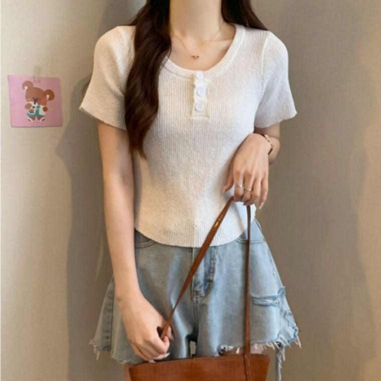 버튼포인트 데일리룩 JSC-d0159 반팔 여름 페미닌룩 니트 라운드넥