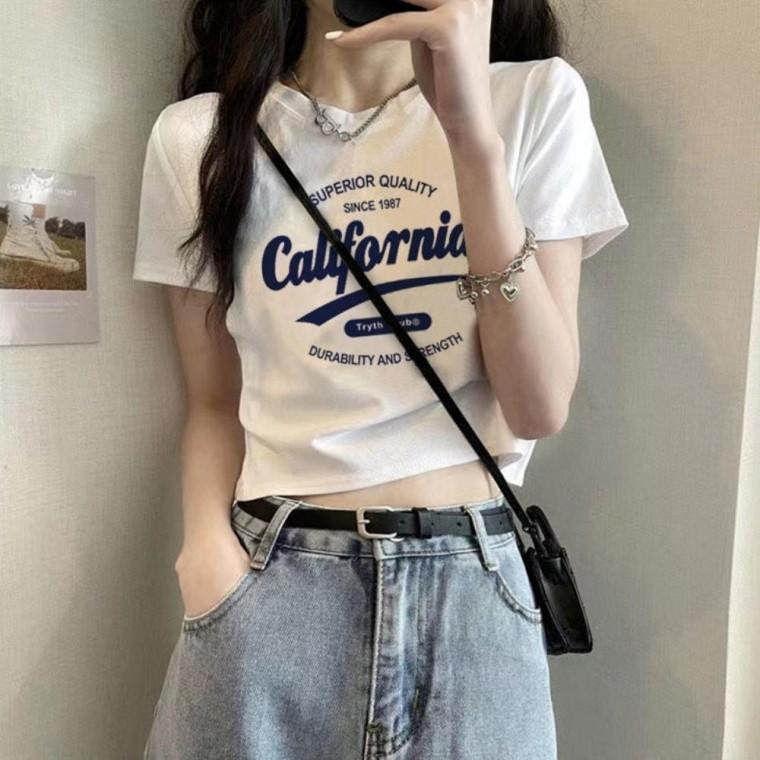 여름 크롭 반팔티 티셔츠 여자 트렌디 레터링 세미