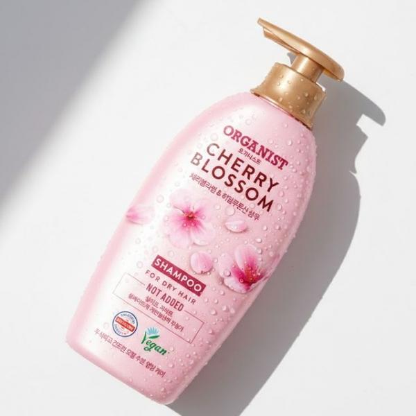 달콤한 체리와 피치향에 벚꽃향 어우러진 샴푸 750ml